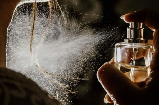 Ten Rengine Göre En İyi Kadın Parfümleri