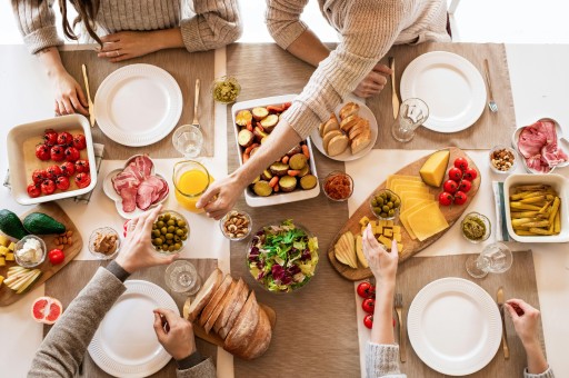 GELENEKSEL TÜRK KAHVALTISI SAĞLIKLI MIDIR?