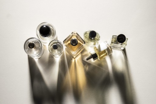 Sonbahar Aylarında Kullanabileceğiniz Kadın Parfüm Önerileri