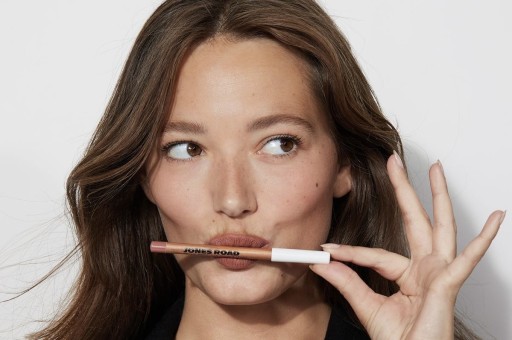 2025 Sonbahar Makyaj Rehberi ve Önerileri