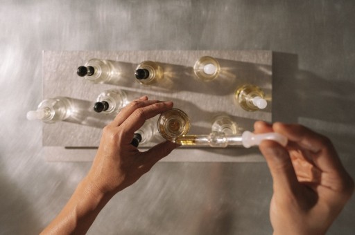 Yaşlanma Karşıtı Doğal Yağlar ve Kullanım Önerileri