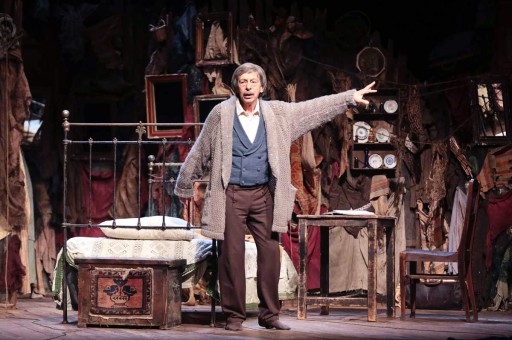 Genco Erkal Yeni Oyunuyla Yeni Sahnesinde