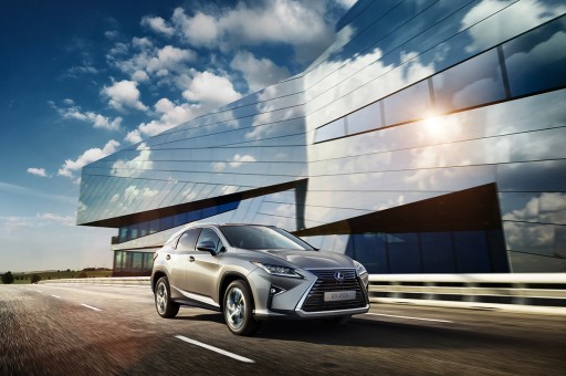 Lexus, Türkiye deki İlk Showroom unu 6 Lüks Model ile Açtı