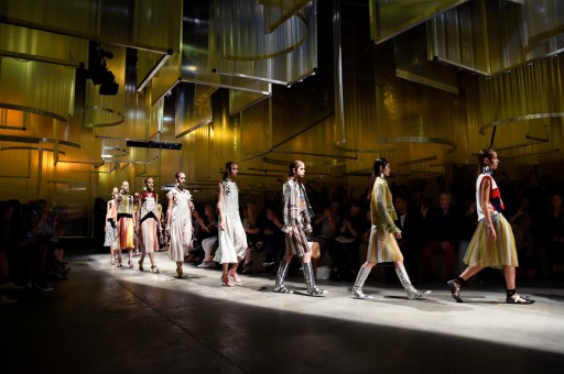 Baharı, Dikine Çizgilerle Karşıla!