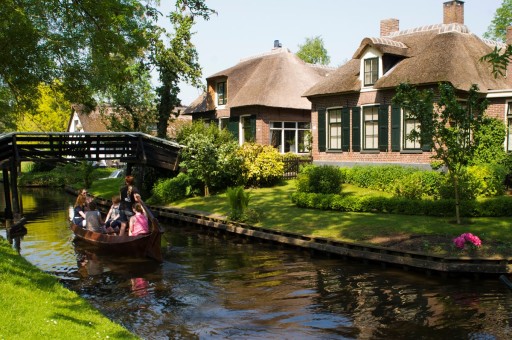 Bir Masalın Peşinde… Giethoorn