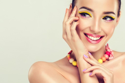 Bu Yaz Omuzlar Hep Açık!