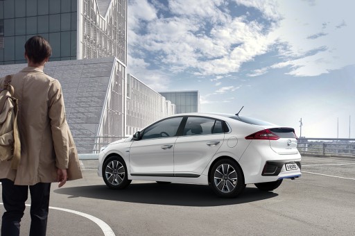 Klişeleri Yıkan Hibrid: Hyundai IONIQ