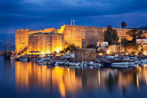 Kıbrıs; Dinlemesini Bilene Anlatacak Sözü Çok