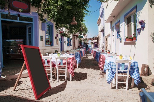 Bozcaada’da Yepyeni Bir Festival: Tamirane On An Island