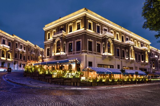 W Hotel İstanbul da Şehrin Ritmini Yakalayın