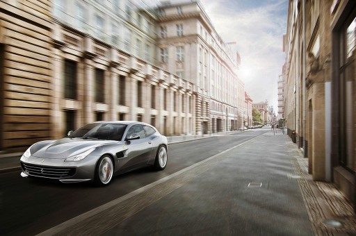 Ve Karşınızda Ferrari GTC4Lusso!