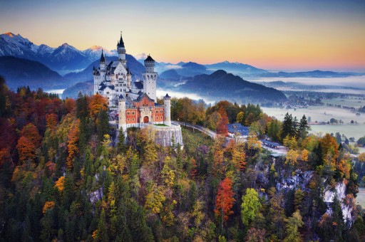 Masal Diyarlarını Andıran Dünyanın En Görkemli Kaleleri