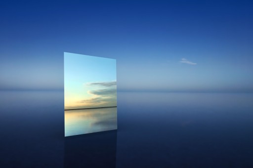 Doğanın Aynadaki Yansıması