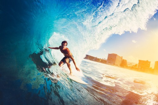 Deniz Üstünde Rüzgarla Dans