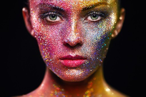 Maskelere Neler Oluyor?