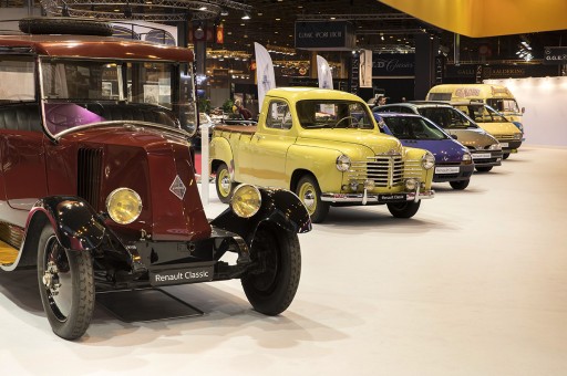 Retro Otomobillerin Paris Şovu