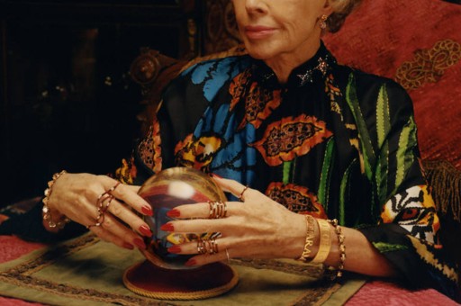 Gucci Geleceğe Bakıyor