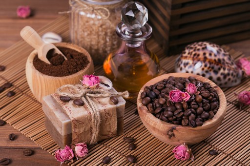 Evde Kahveli Bakım Kürleri