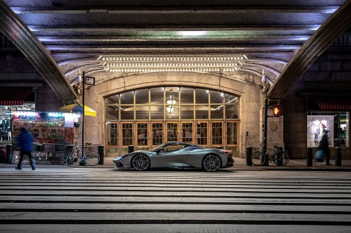 New York Sokaklarında Karizmatik Bir İtalyan