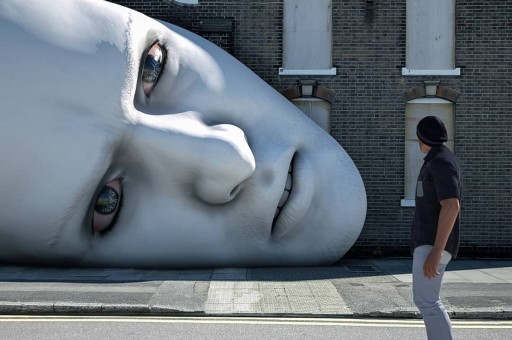 Gerçekle Sanalın Sıra Dışı Buluşması