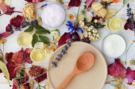 Evde Saç Bakımının Tam Zamanı