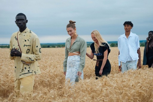 Buğday Tarlasında Çocuklar