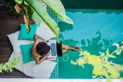 Hem Tatil Hem İş Yapın