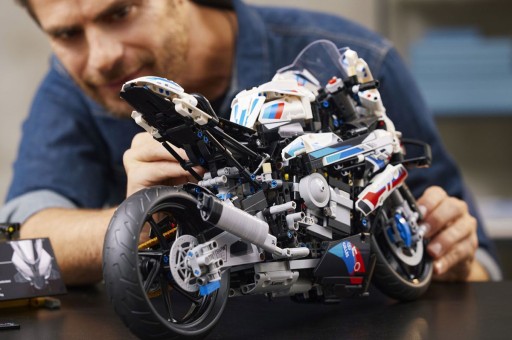 1.920 Parçalı Süper Motosiklet