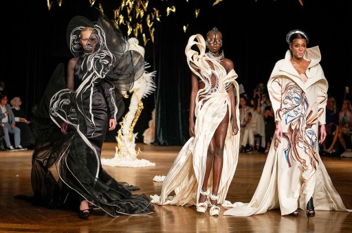 Couture’de Hiper Gerçeklik