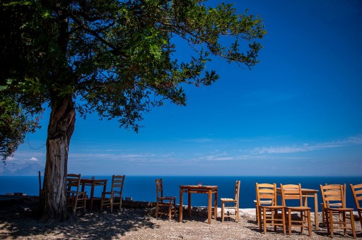 At Kendini Gökçeada’ya!