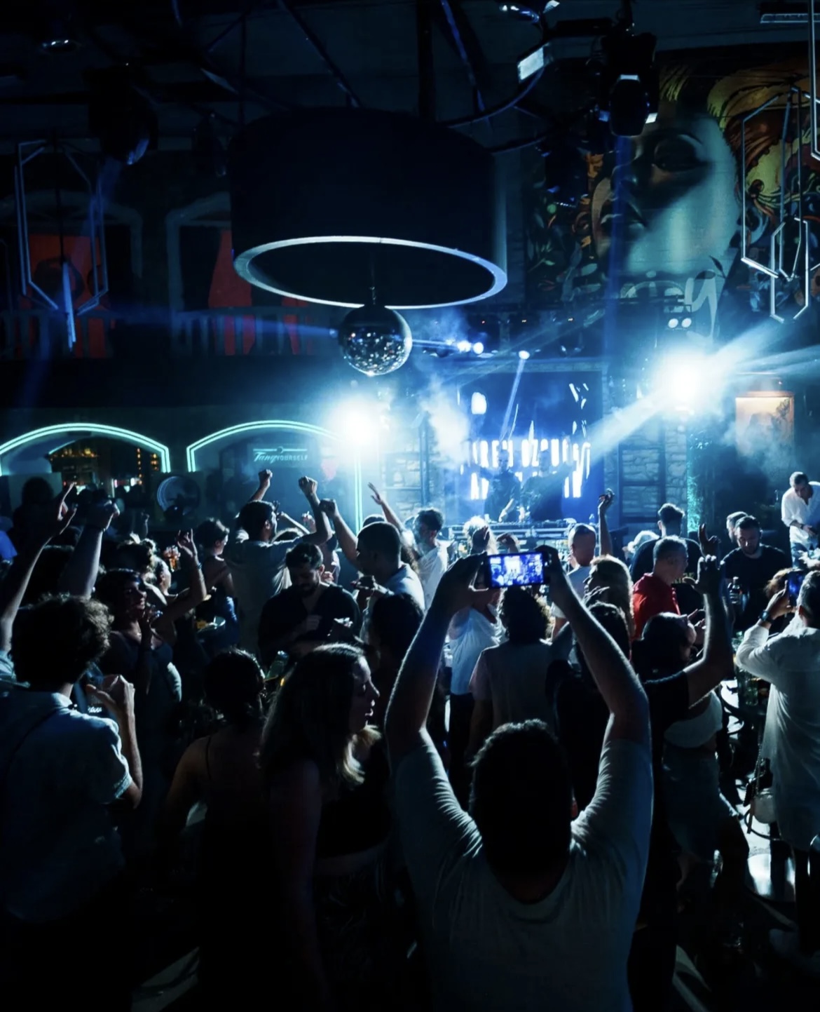 Bodrum En İyi Gece Kulüpleri ve Önerileri