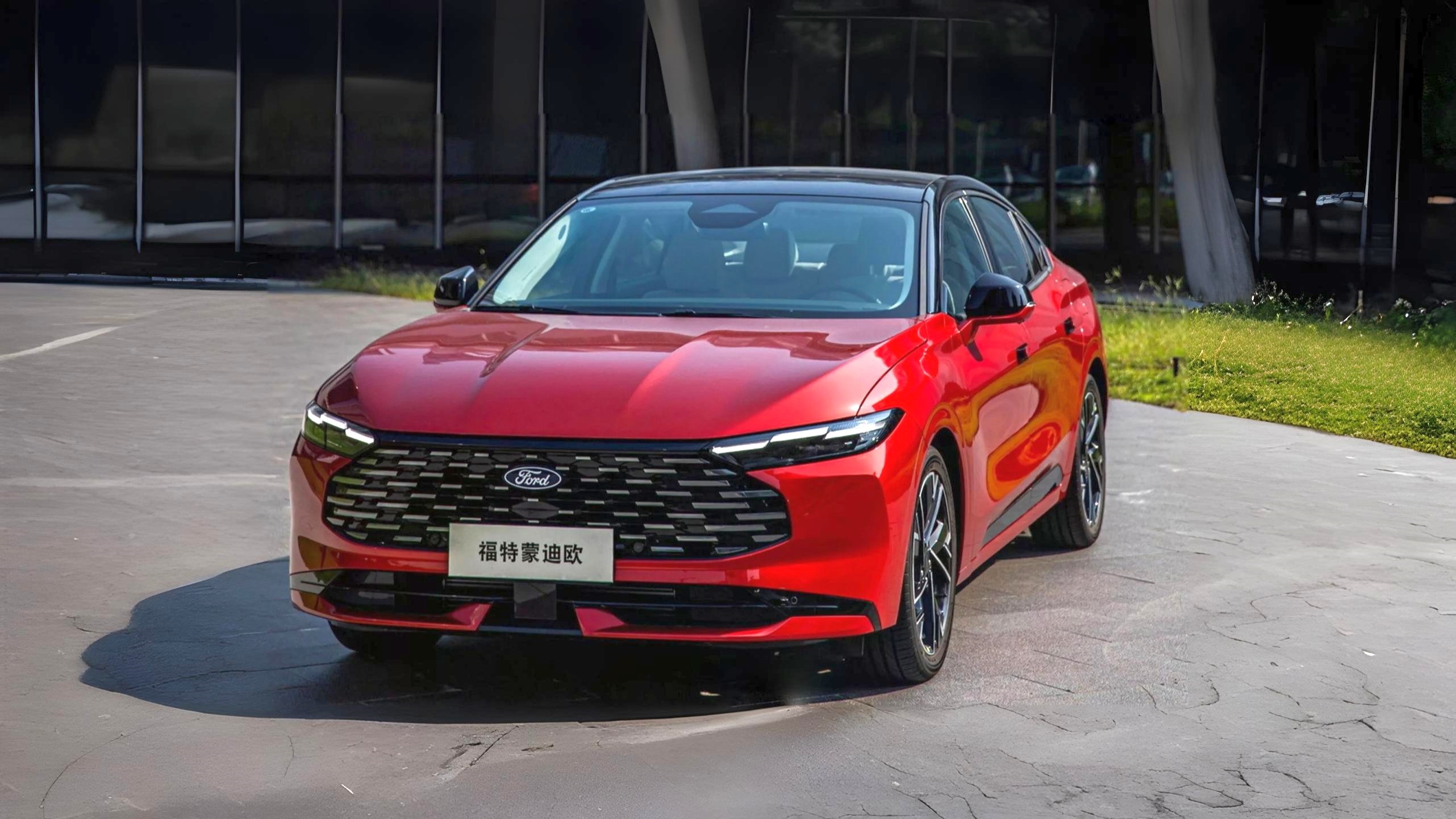 2026 Ford Mondeo: Mustang Esintili Tasarım 