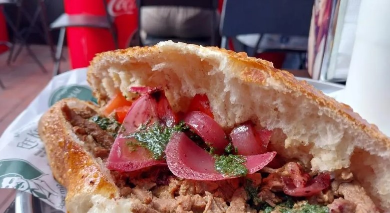 Efe Kemal : Kavurmadan Kızgın Kumlara Ulaşan Lezzet