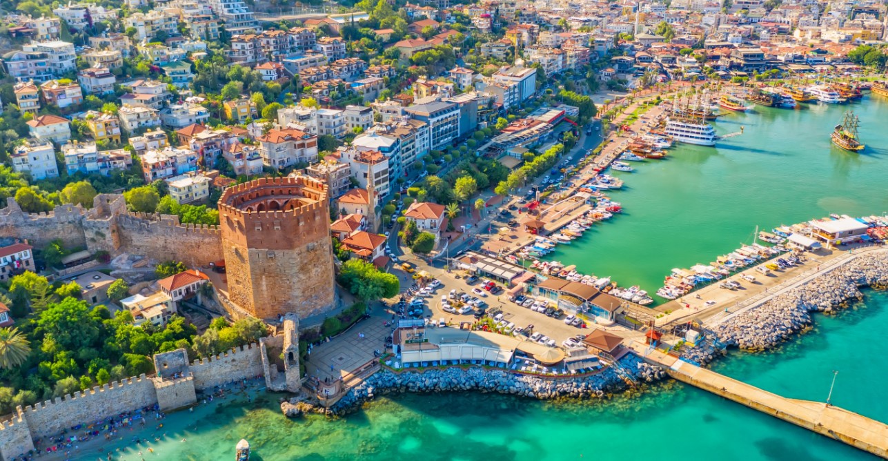 Alanya Gezi Rehberi: Tatil Cenneti Alanya & Gezilecek Yerler