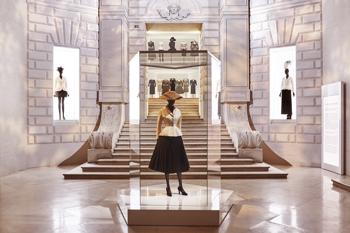 Dior’dan Rüya Gibi Bir Sergi