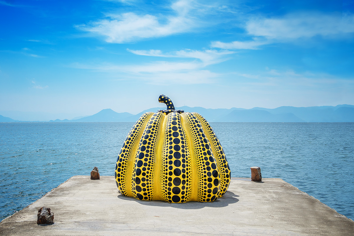 Puantiyelerin Kraliçesi Tahtına Yerleşiyor