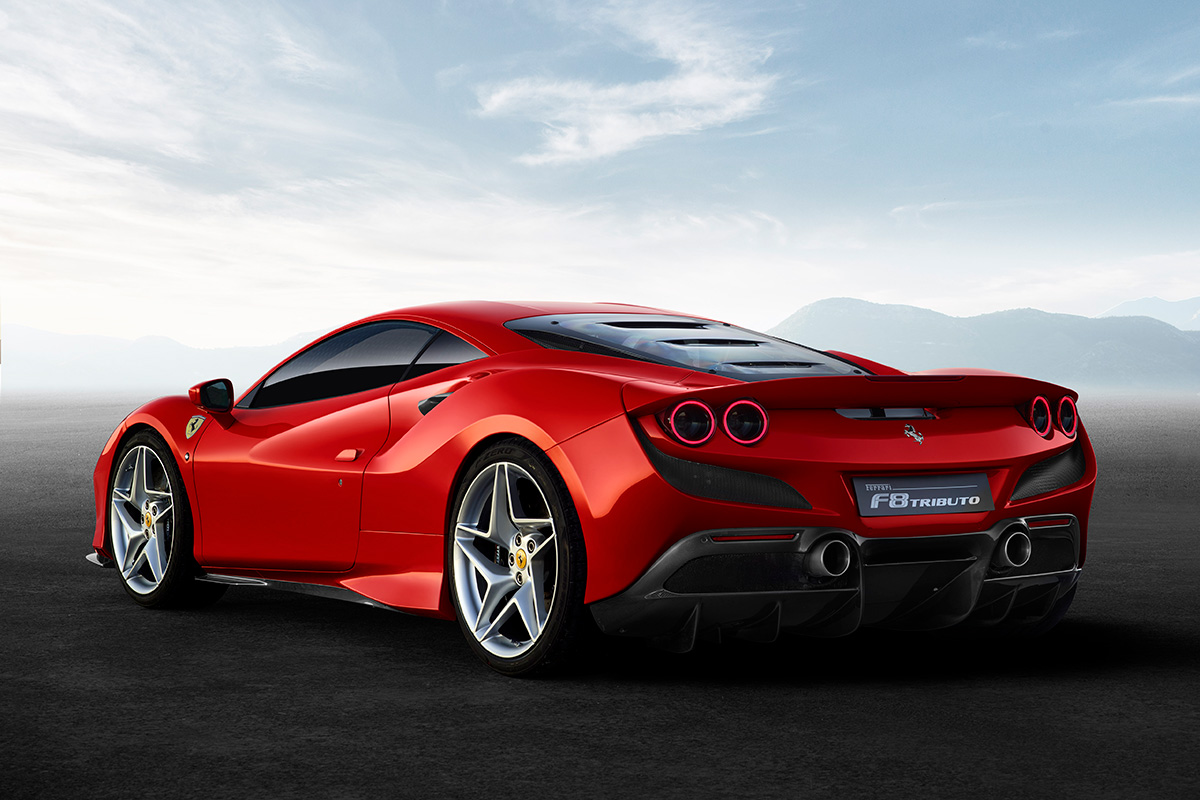 Ferrari Kusursuzluğu Kutluyor